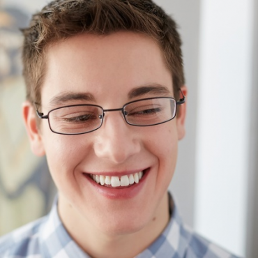 Some reasons why everyone should wear glasses