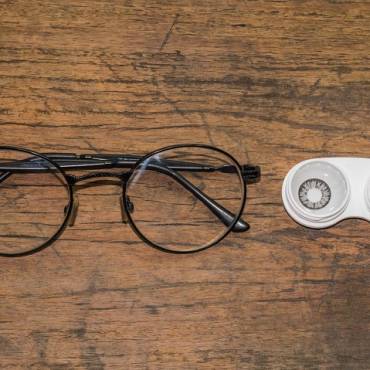 What happens when you switch from contacts to glasses?