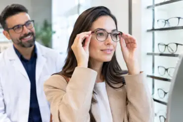 How to Choose the Right Hamilton Optical Shop